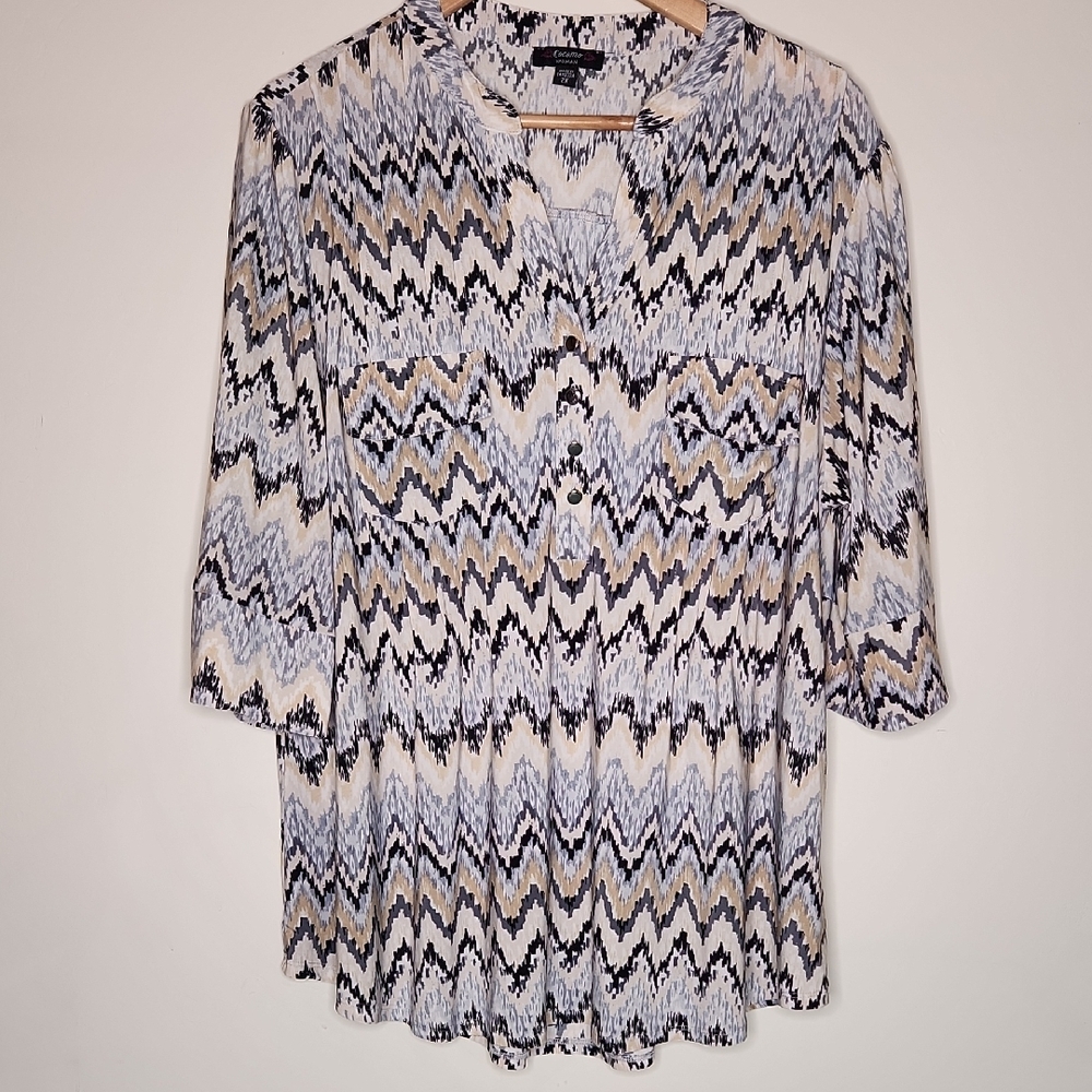 Women's Zigzag Patterned Top
